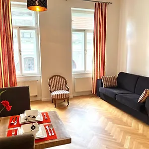 Amazing Zborovska Apartment Prague