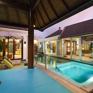 Ava Bali Villa Seminyak (Bali)