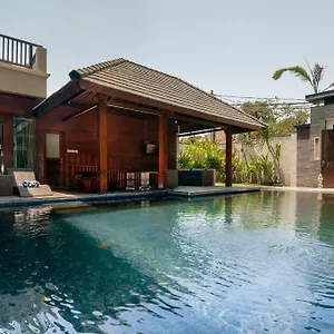 Villa Mewah